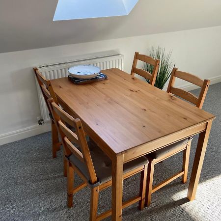 Swanage Holiday Penthouse Apartment, Moments From Beach And Town, On Site Parking, Fast Wifi, Sleeps Up To 6, Rated Exceptional Ngoại thất bức ảnh